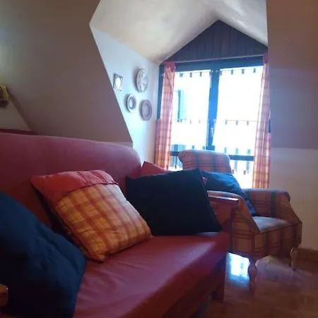 Atico En Pleno Pirineo إل بويو دي جاكا